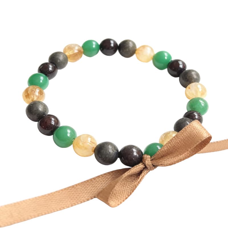 Гривна с естествени камъни и кристали (8 мм), подбрани и подредени така, че да привличат изобилието към теб + кратък ритуал за активация